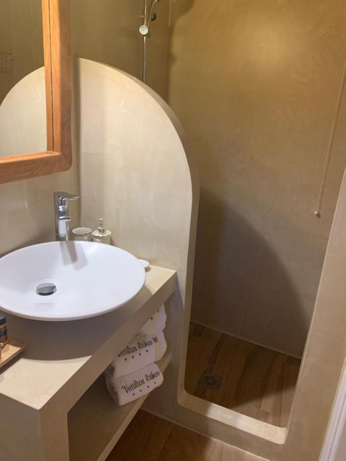 Vetilios Lithos Boutique Hotel Неон-Оитилон Экстерьер фото