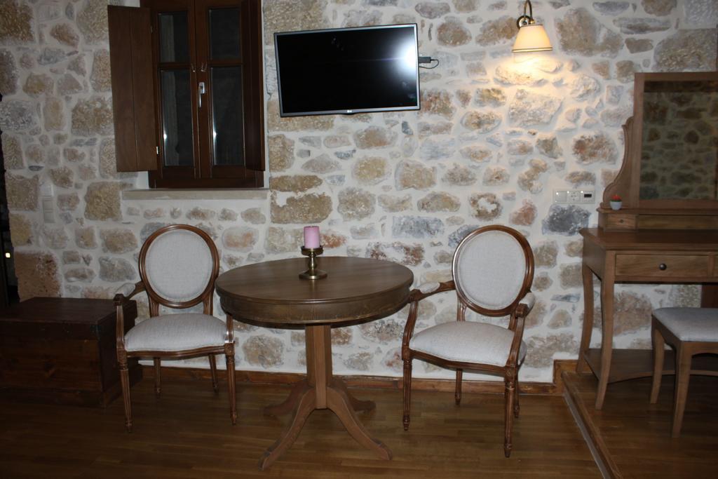 Vetilios Lithos Boutique Hotel Неон-Оитилон Экстерьер фото